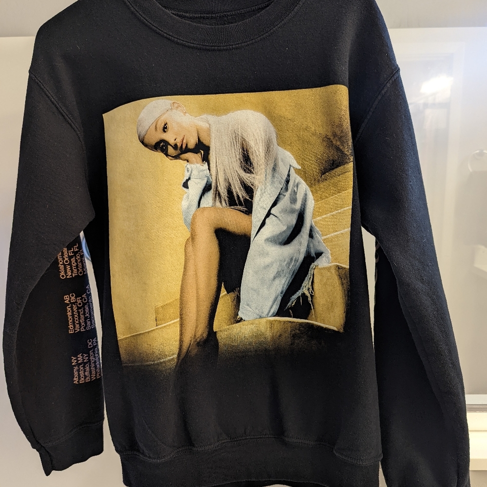 Ariana Grande Sweetener Tour Sweatshirts